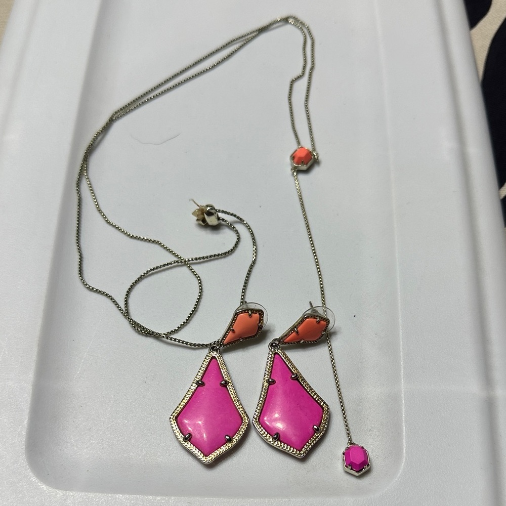Kendra Scott Pink and Orange Necklace Set